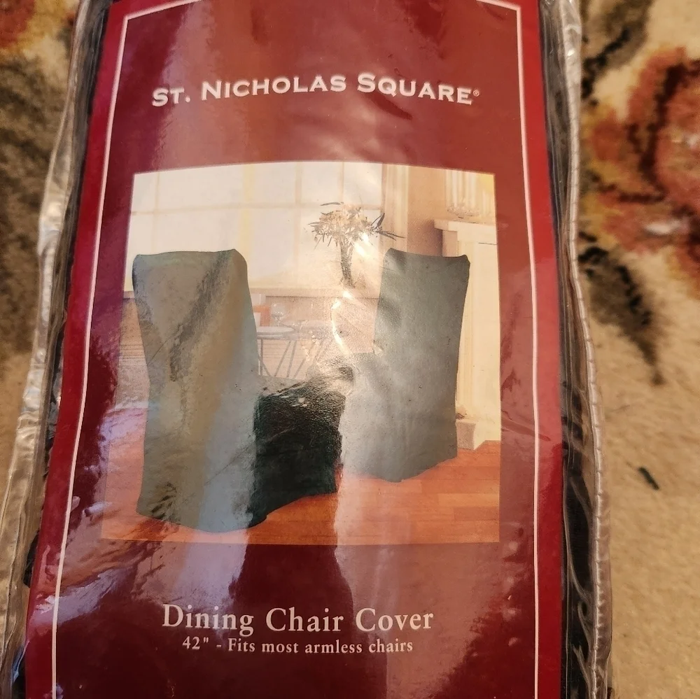 St Nicholas square chair covers